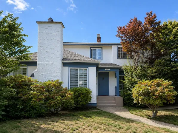 5809 Selkirk St, Vancouver, BC V6M 2Y5