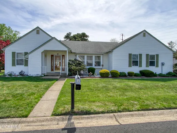 1 Amherst Road, Whiting, NJ 08759