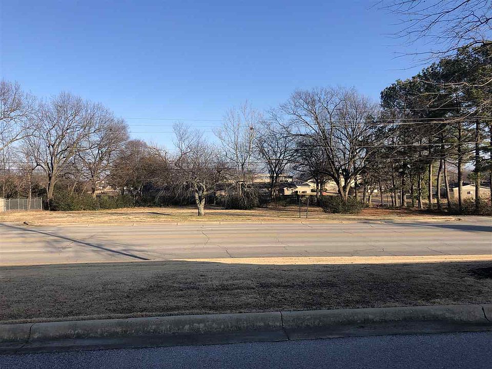 1st image of 2400 Browns Ln