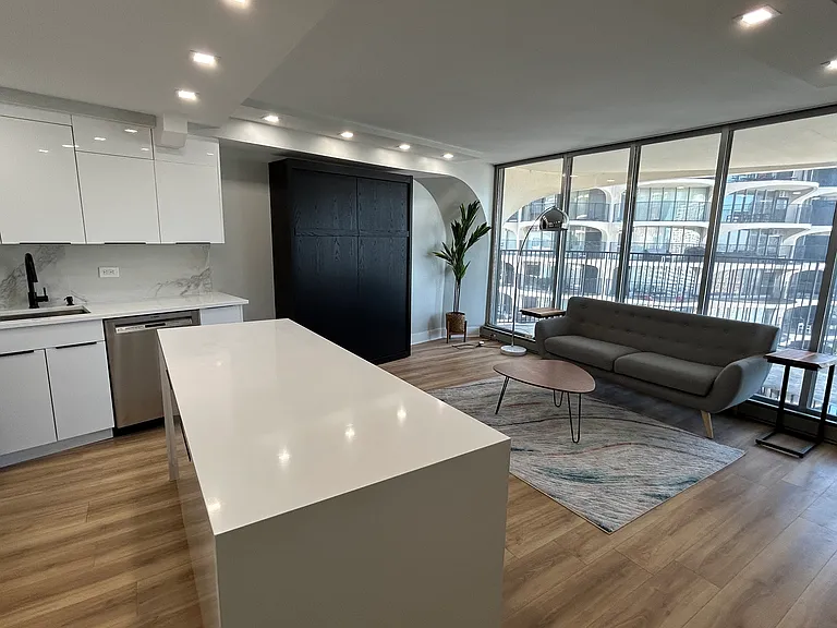 300 N State St #5125 — Photo 11