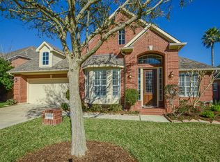 831 Harbour Pl, Sugar Land, TX 77478