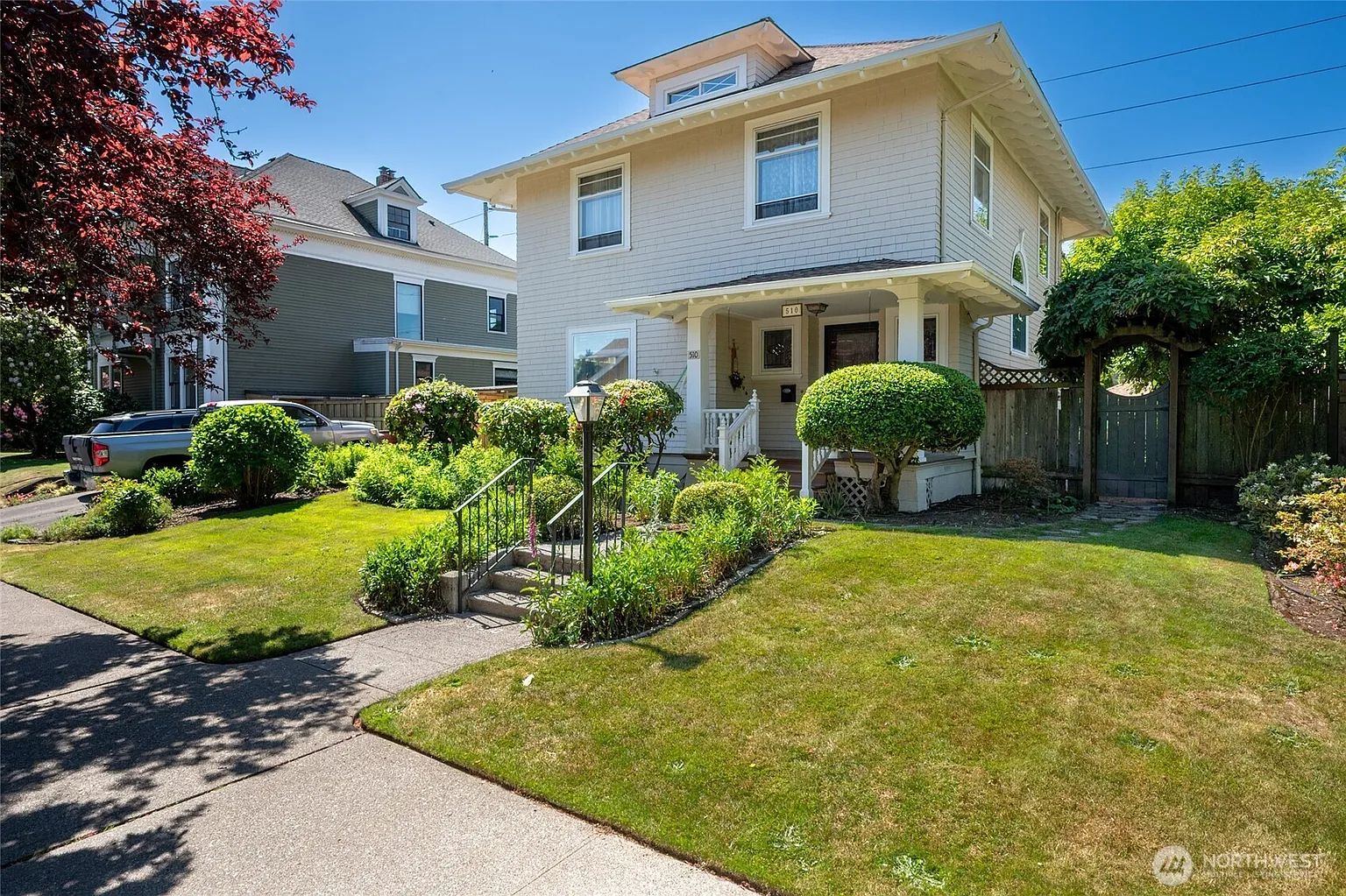 510 N Sheridan Avenue photo 1