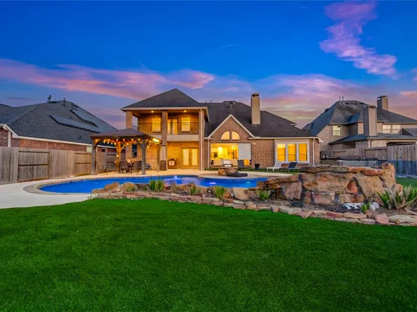 27706 Walsh Crossing Dr, Katy, TX 77494