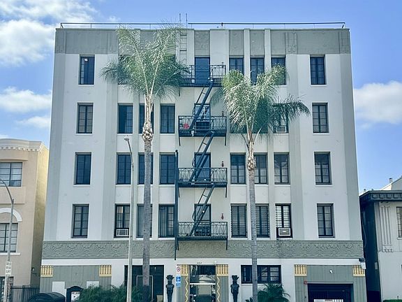 2nd image of 527 S Hobart Blvd APT 410