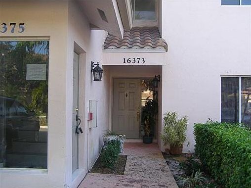 1st image of 16373 Malibu Dr