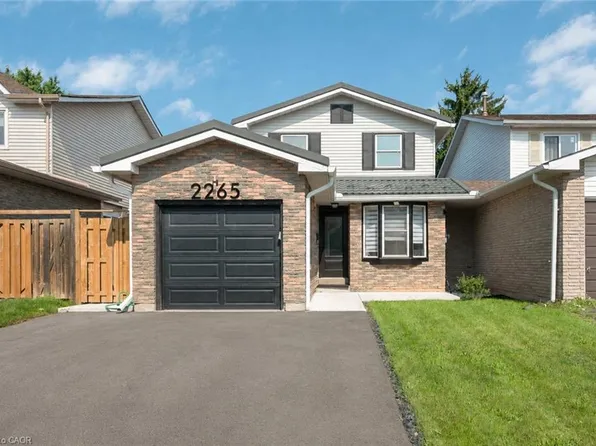 2265 Middlesmoor Cres, Burlington, ON L7P 3X2