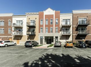 3400 Wellington Ct UNIT 303, Rolling Meadows, IL 60008