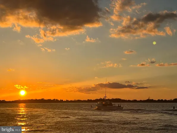 401 Bay Shore Dr Unit 8B, Barnegat, NJ 08005