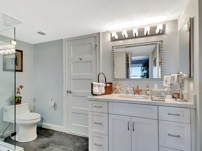 16910 Bay St E #E503 — Photo 8