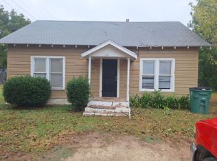 216 N 2nd St, Clyde, TX 79510