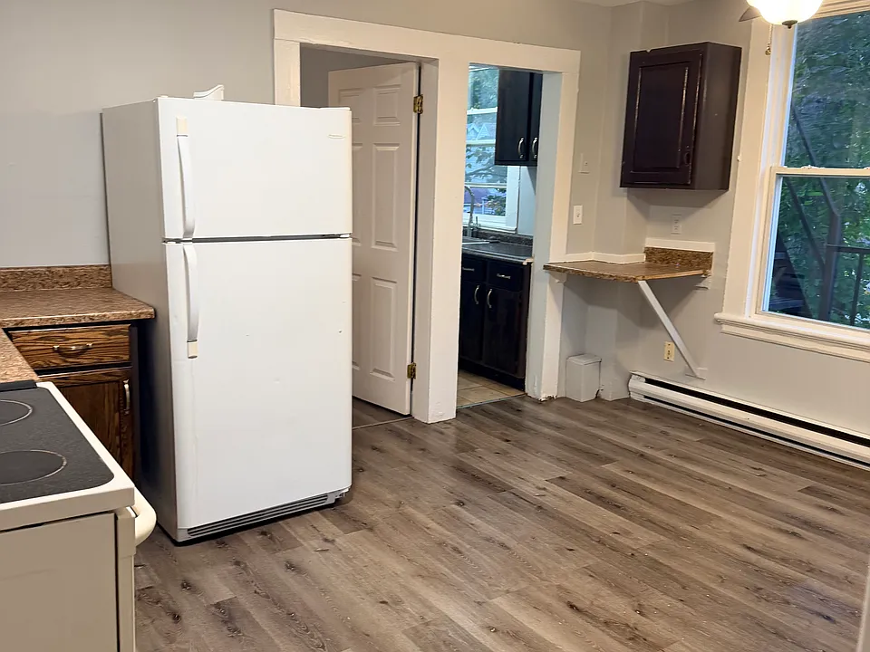 48 Elliott St #2
