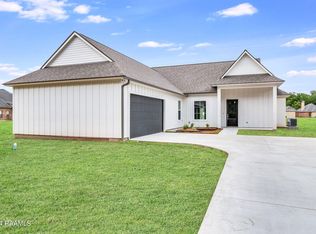 3386 Main Hwy, Breaux Bridge, LA 70517