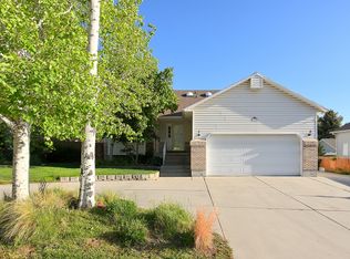 1126 E 11000 S, Sandy, UT 84094