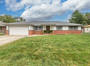1133 W Berkeley St, Springfield, MO 65807