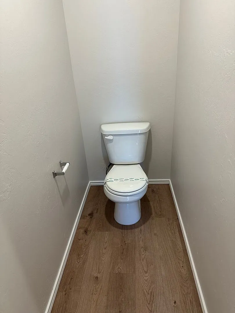 Pre-Leasing Now! Discover Comfortable Living in This 3-Bedroom, 2-Bath Home in Oklahoma City — Photo 4