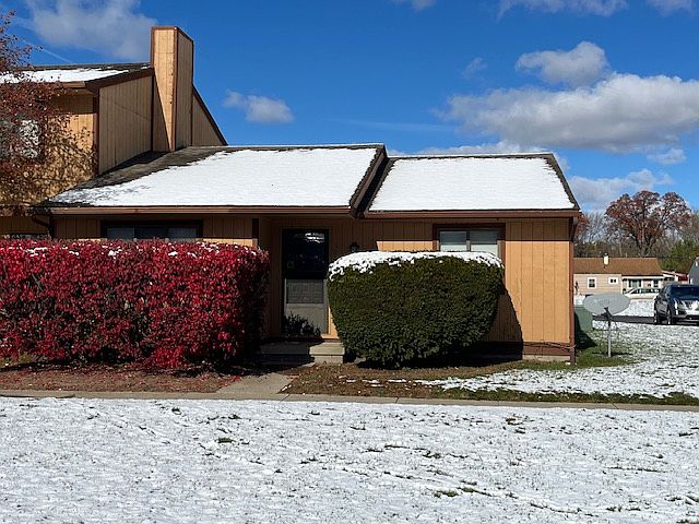 1st image of 5076 Breezeway Dr