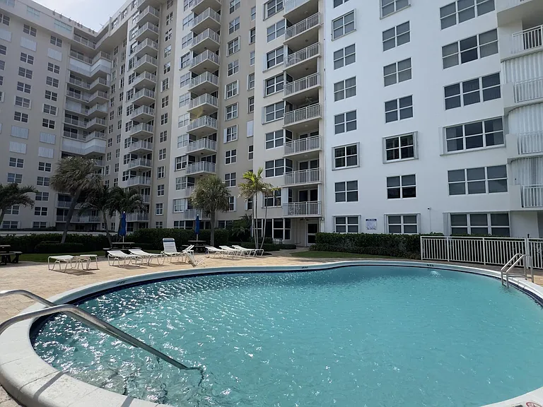 5200 N Ocean Blvd #511A — Photo 3