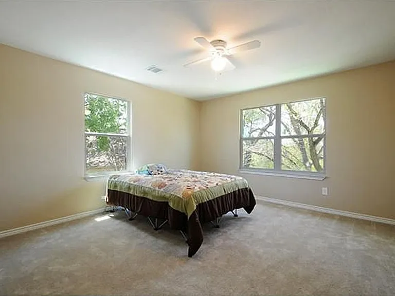 6812 Syracuse Cv — Photo 13