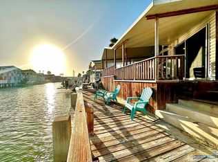 495 W Clam Cir, Port Isabel, TX 78578