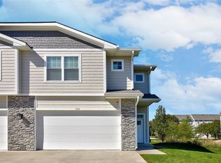 1520 NE Mockingbird Ln, Grimes, IA 50111