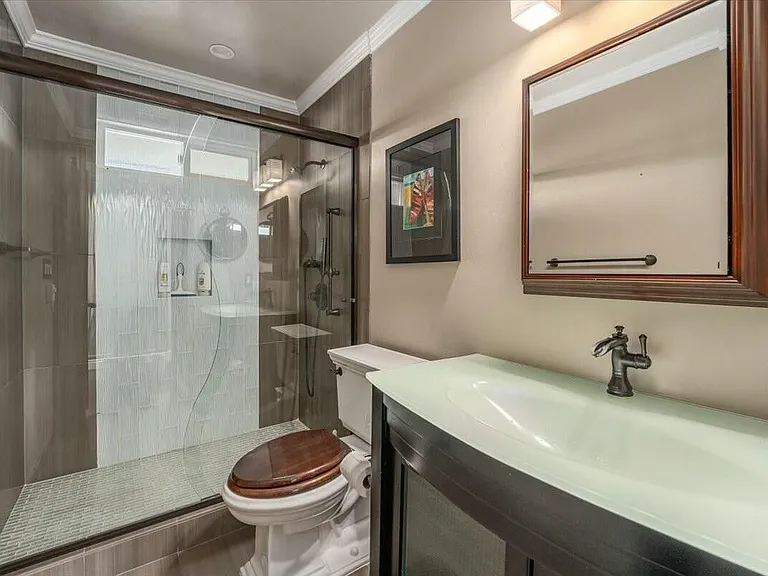 155 Village Dr — Photo 10