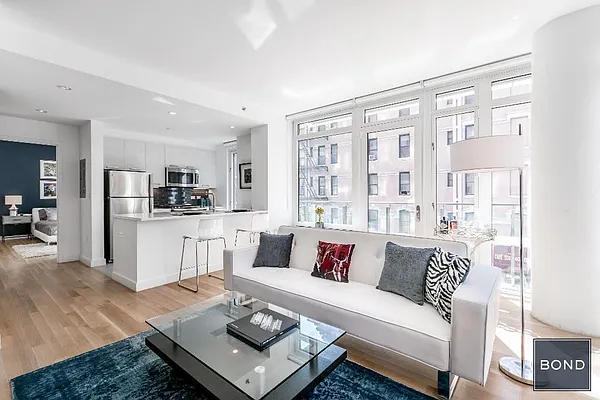 Rented by Bond New York | media 3