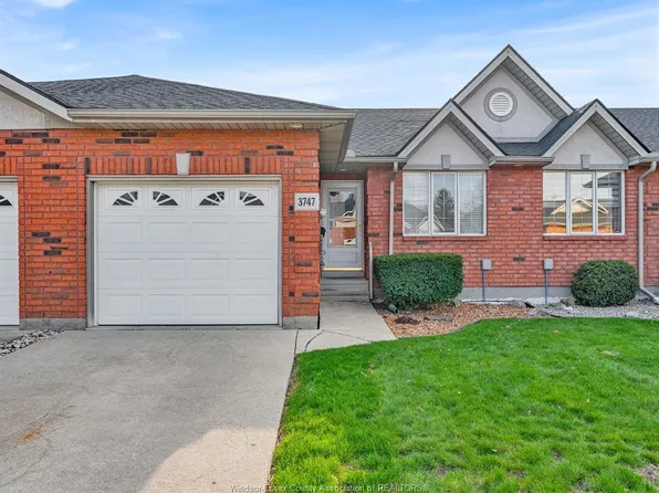 3747 Prairie Ct, Windsor, ON N9G 2X4