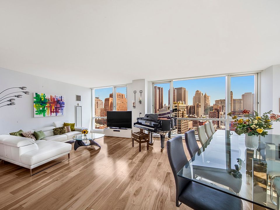 1st image of 200 Chambers St APT 21F