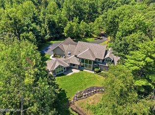 109 Hawthorne Dr, Lima, OH 45805