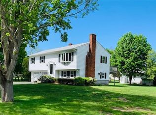 25 Defiance Ave, Bristol, RI 02809