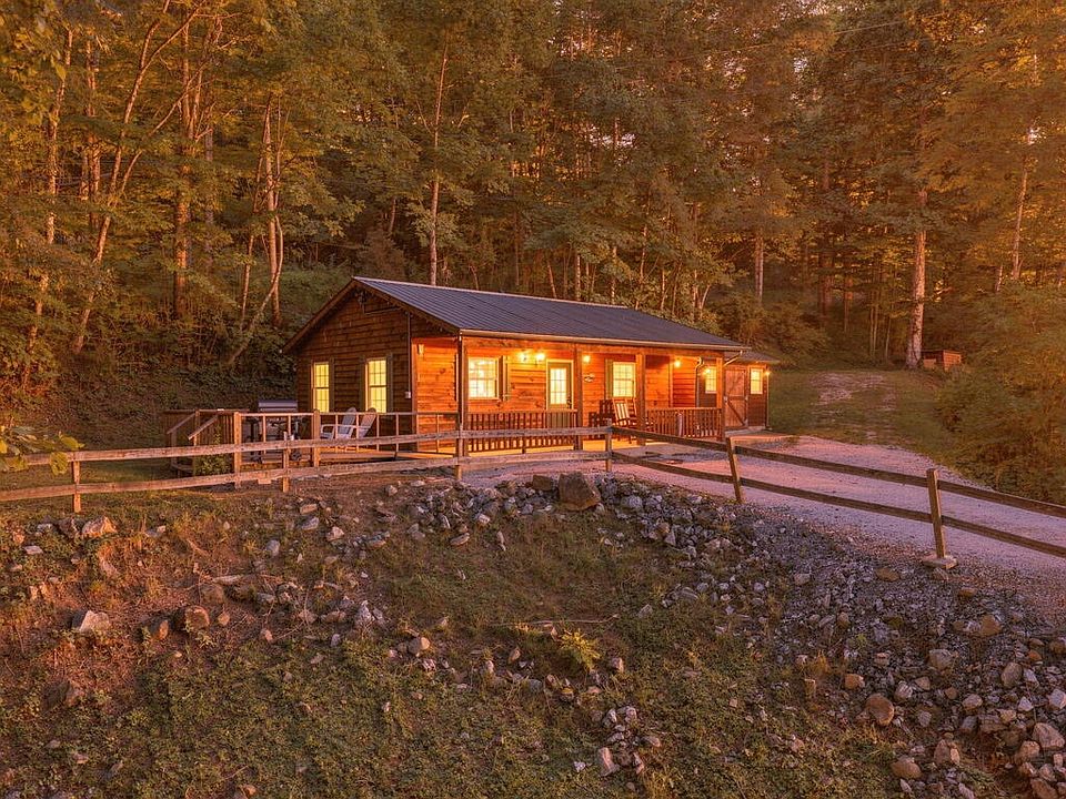 1st image of 2277 Deep Gap Rd
