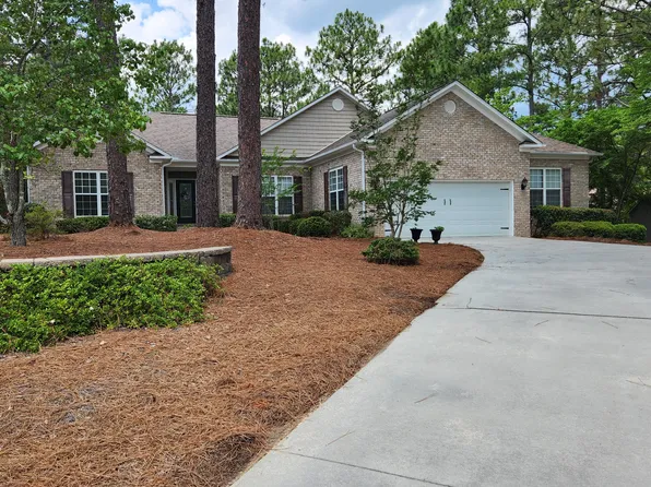 9 Dahlia Way, Whispering Pines, NC 28327