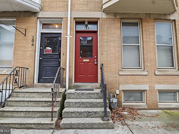 4th image of 104 S Pershing Ave