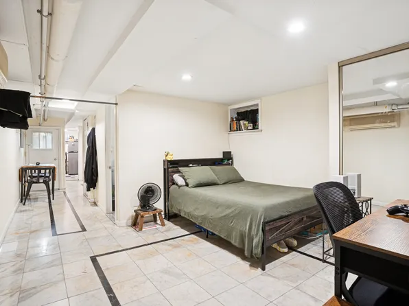 96-15 Alstyne Avenue image 7 of 9