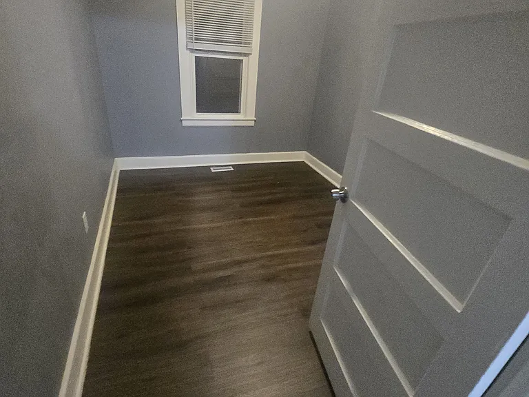 131 Park Blvd #B — Photo 9