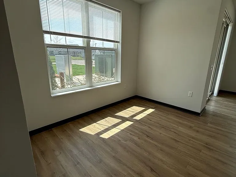 Homestead Luxury Apartments — Photo 44