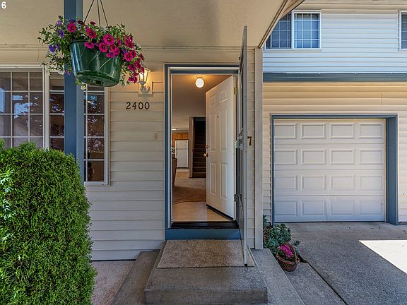 2nd image of 2400 NE 78th Ct #22AI