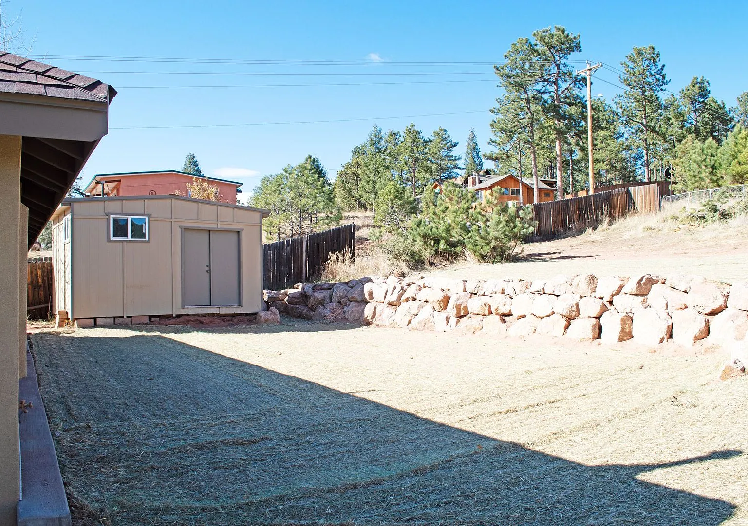 Fully Updated 2 Bed 1 Bath in Woodland Park! — Photo 4