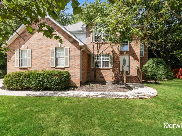 305 Castlemere Ct, Murfreesboro, TN 37130