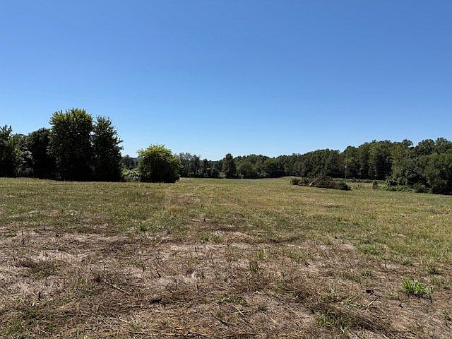 2nd image of 0 Foster Rd