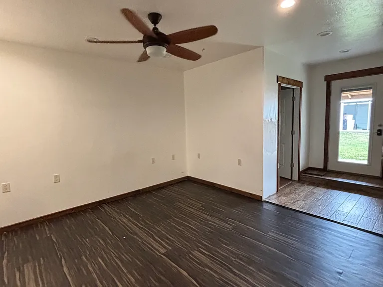1440 Houston St #1 — Photo 8