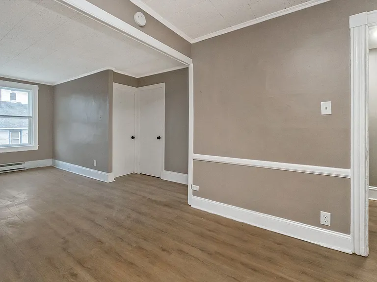 301 W Wilkes Barre St — Photo 11