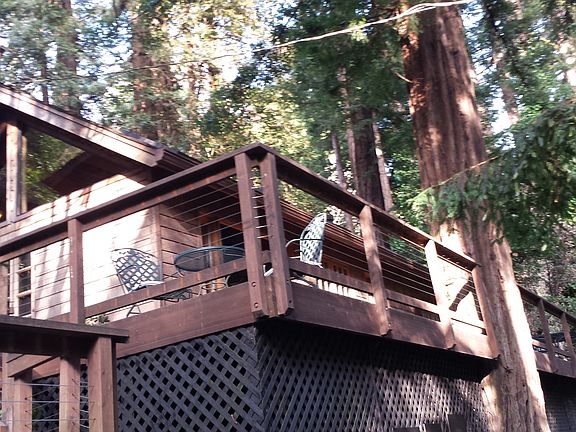 Approaching the main cottage