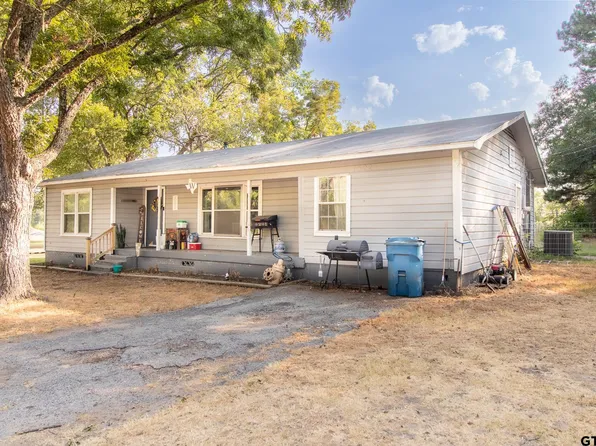 1322 SE Fm 13, Troup, TX 75789
