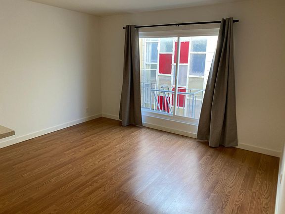 5th image of 222 Fair Oaks St #6