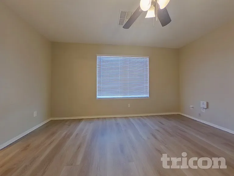 25760 W Valley View Dr — Photo 6