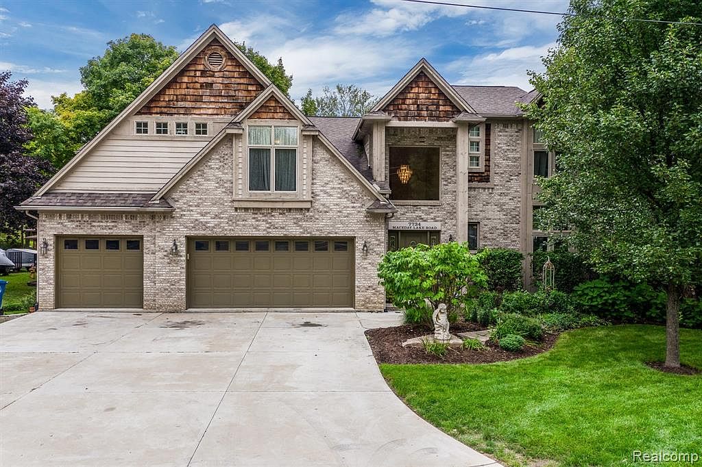 7734 Maceday Lake Rd, Waterford, MI 48329 Zillow