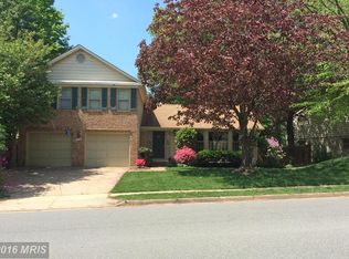 10136 Red Spruce Rd, Fairfax, VA 22032