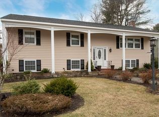 22 Longbow Rd, Danvers, MA 01923