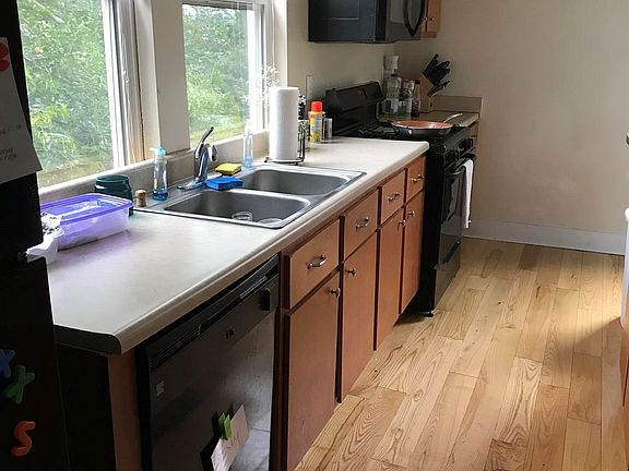 3rd image of 2604 Eden Ave APT 2